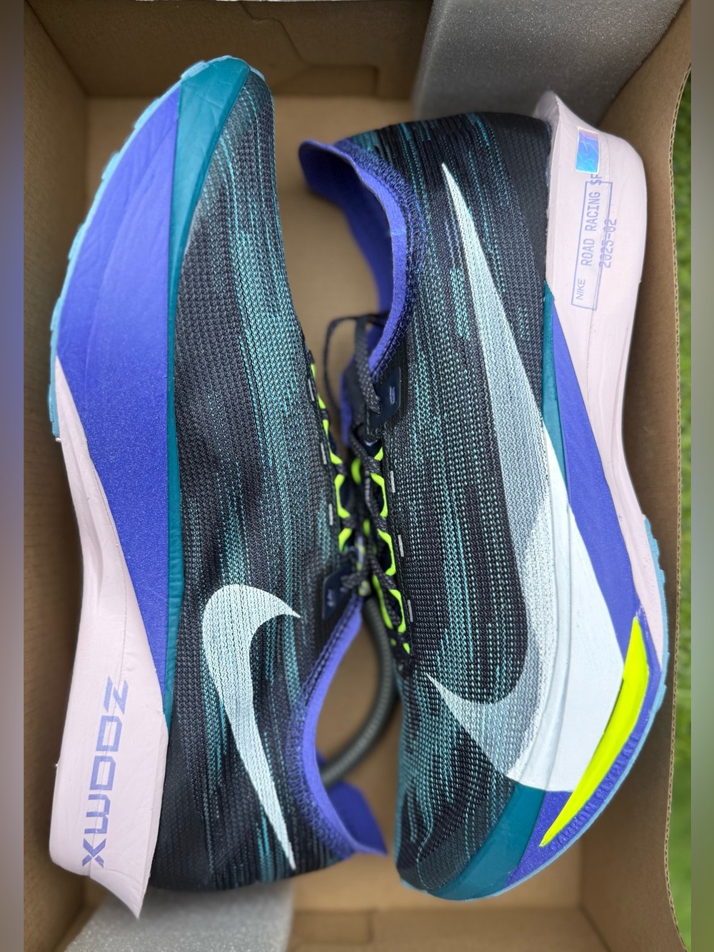 Nike ZoomX StreakFly2 Obsidian Persian Violet White Men’s Running Shoes Sneakers